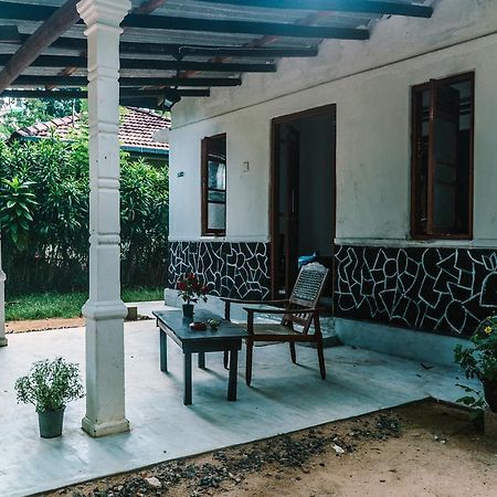 New Sam Tourist Inn فيليغاما المظهر الخارجي الصورة